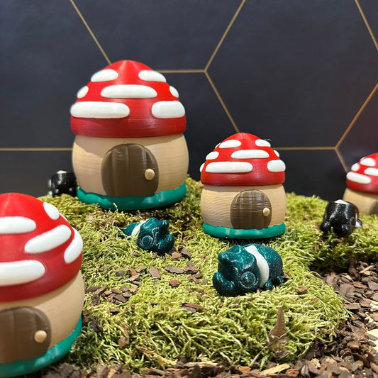 Mystery Gnome Home - Klein